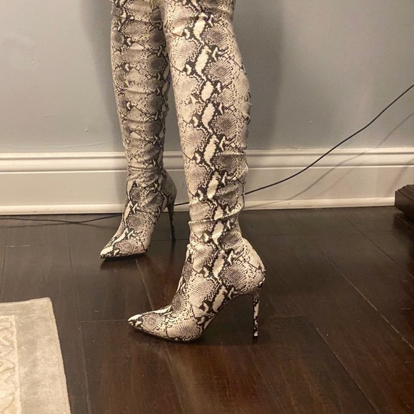 Steve Madden snake print - Picture 2 of 6